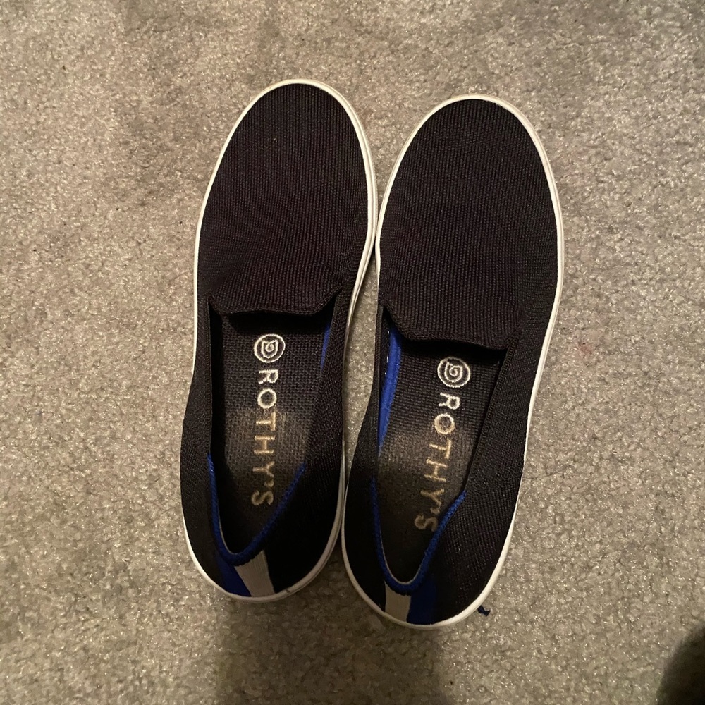 EUC Rothys tennis shoes